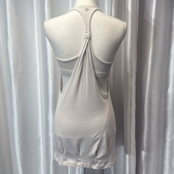 Lululemon Practice Freely Tank Dune Size 6 - Picture 11 of 13